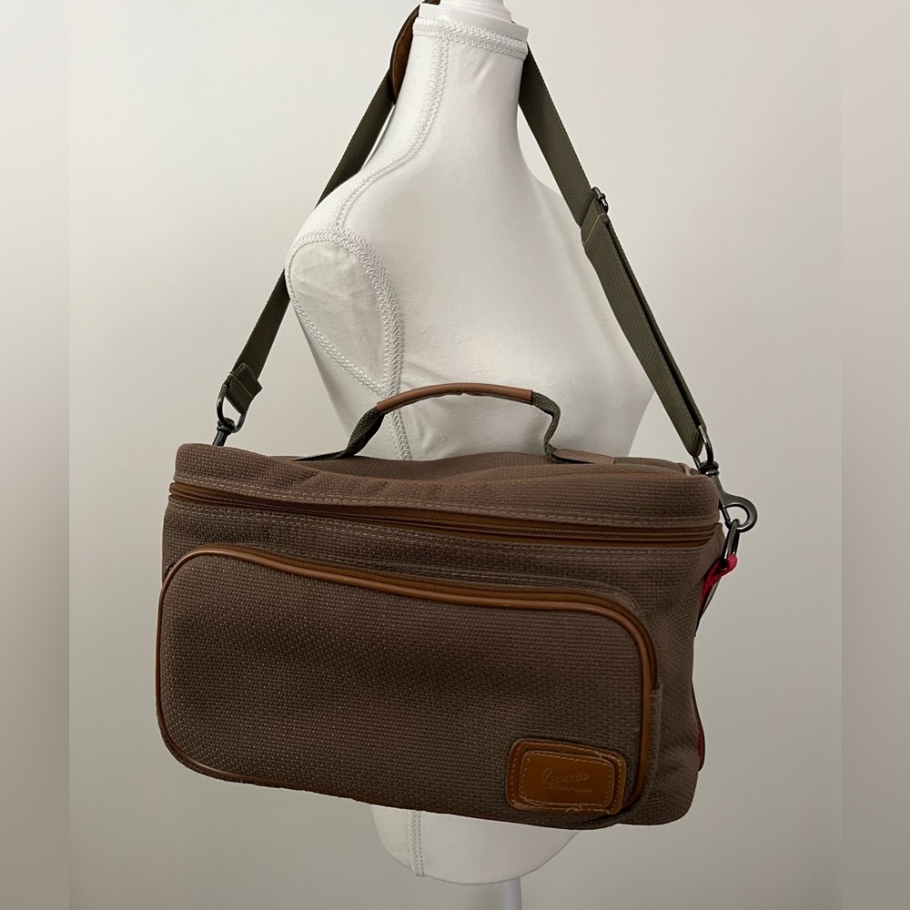 Vtg Ricardo Beverly Hills Padded Toiletry Travel Bag